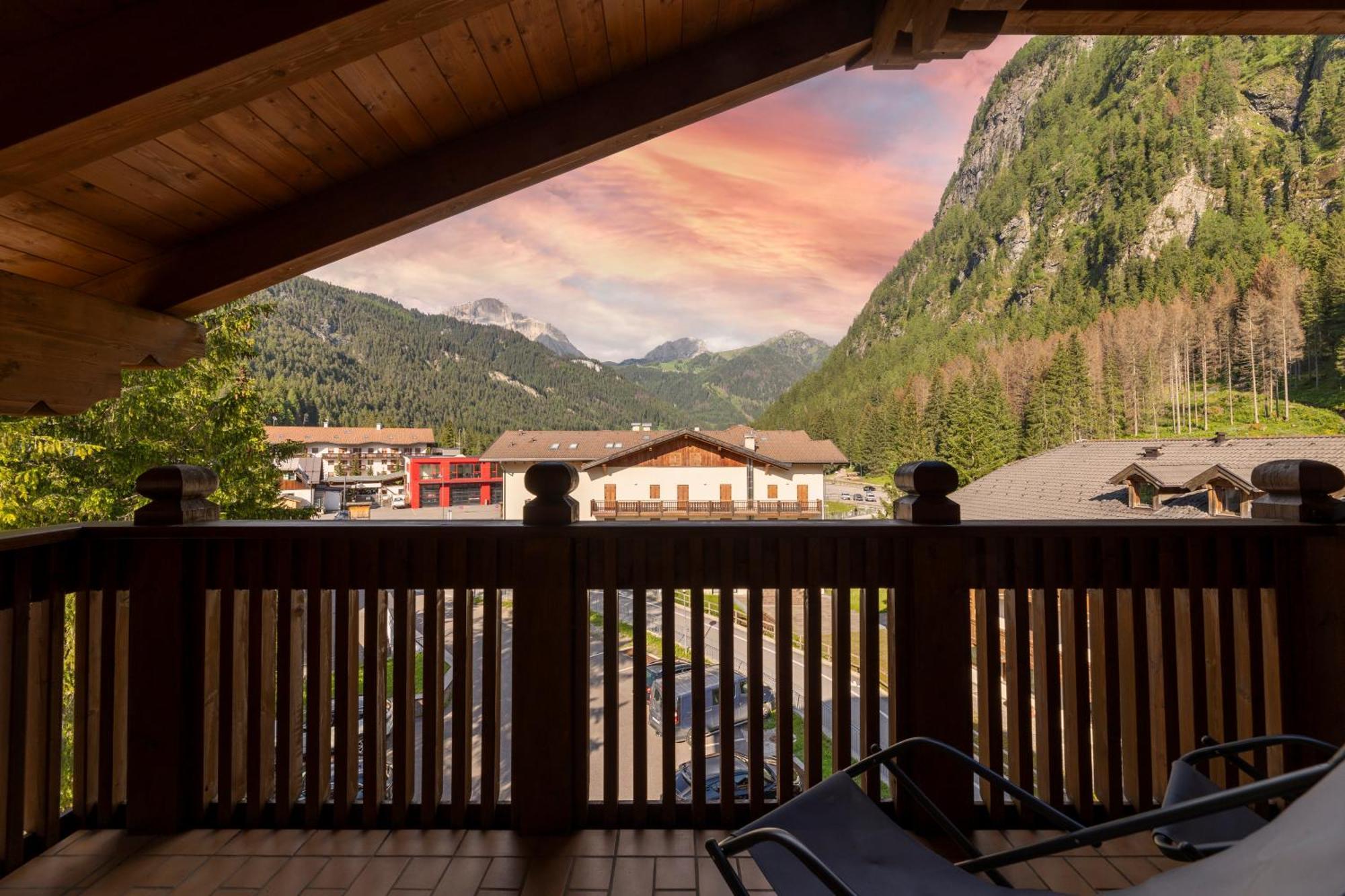 Hotel Ramon Кампитело ди Фаса Екстериор снимка