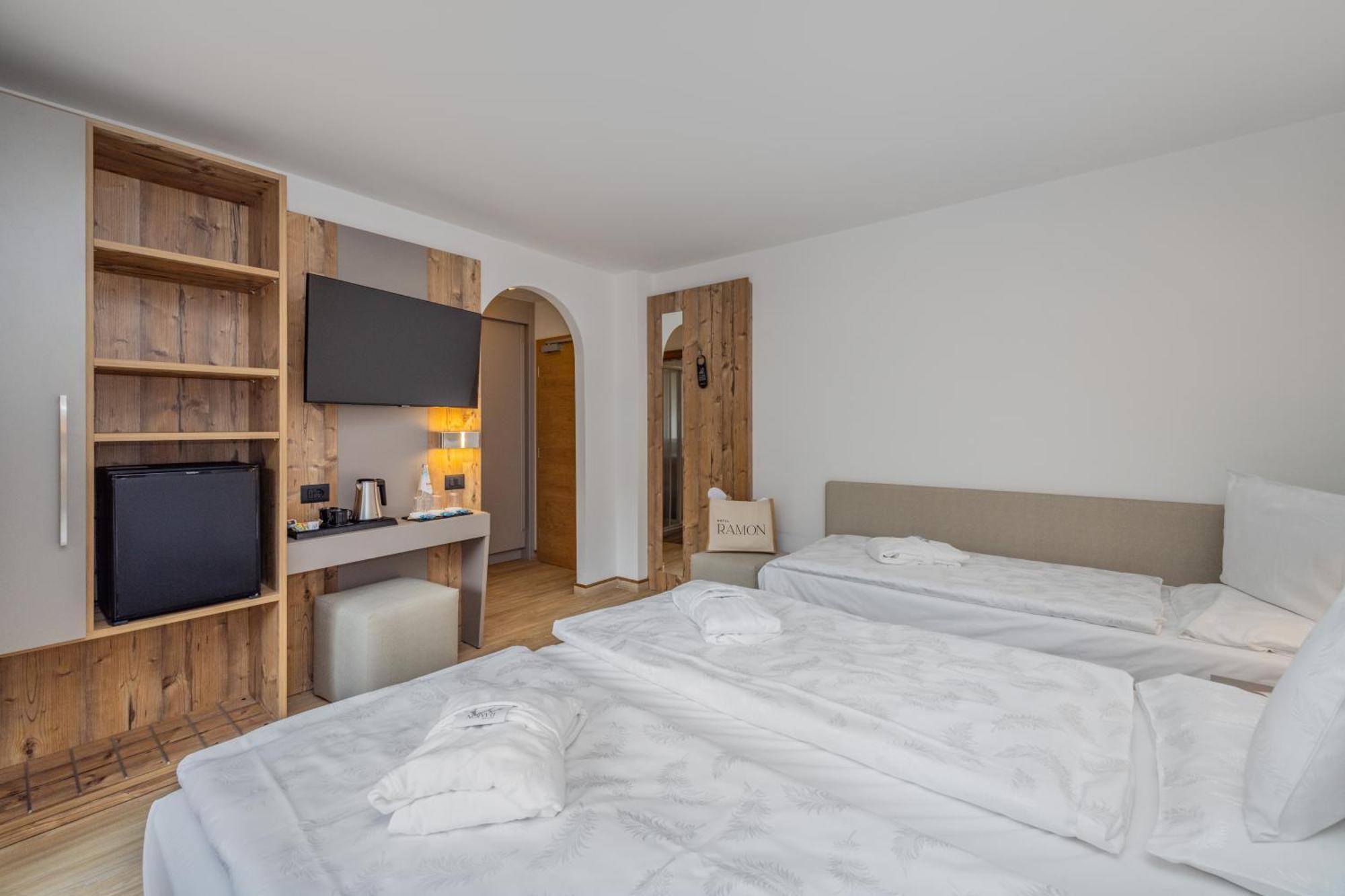 Hotel Ramon Кампитело ди Фаса Екстериор снимка