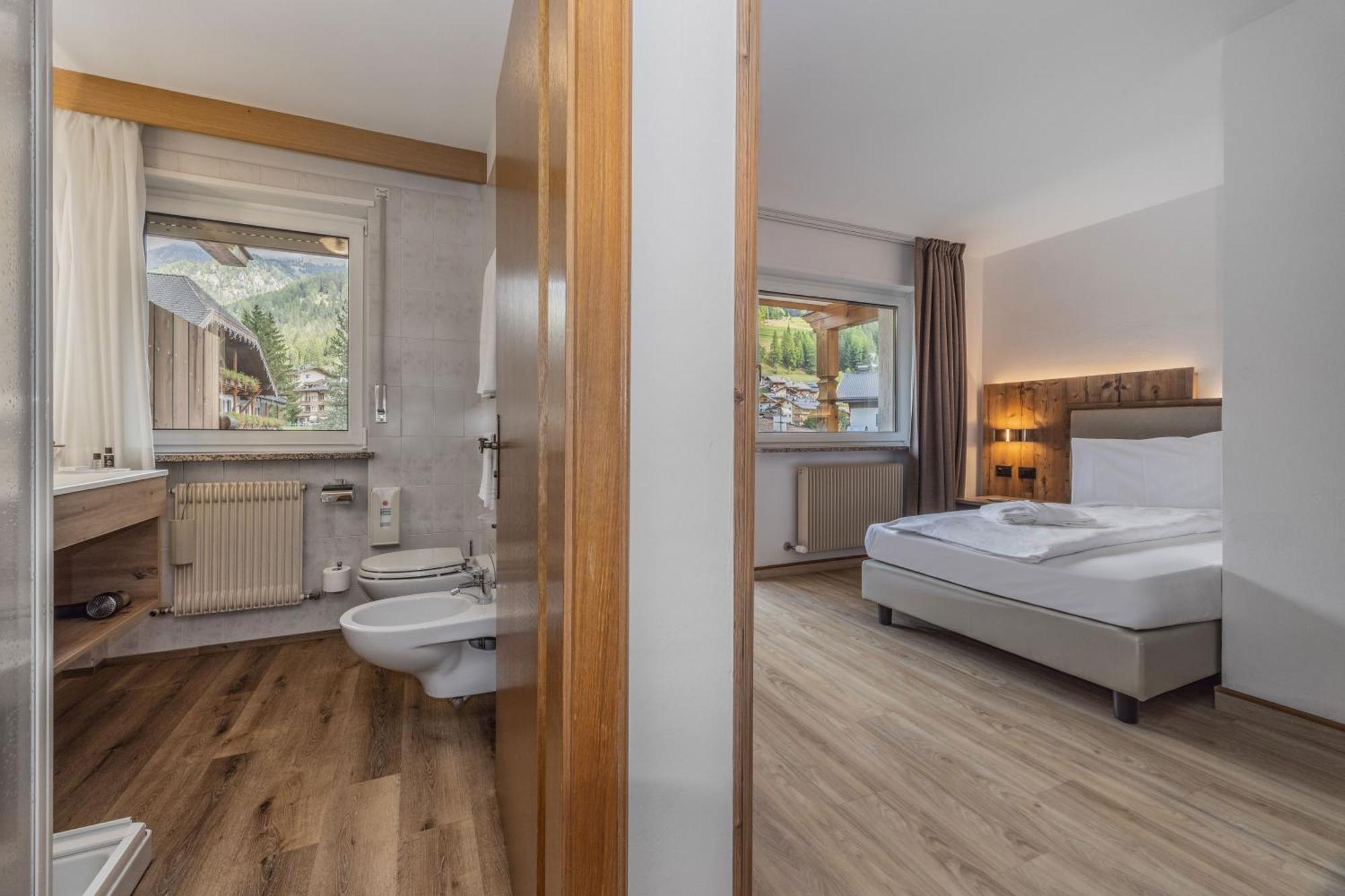 Hotel Ramon Кампитело ди Фаса Екстериор снимка