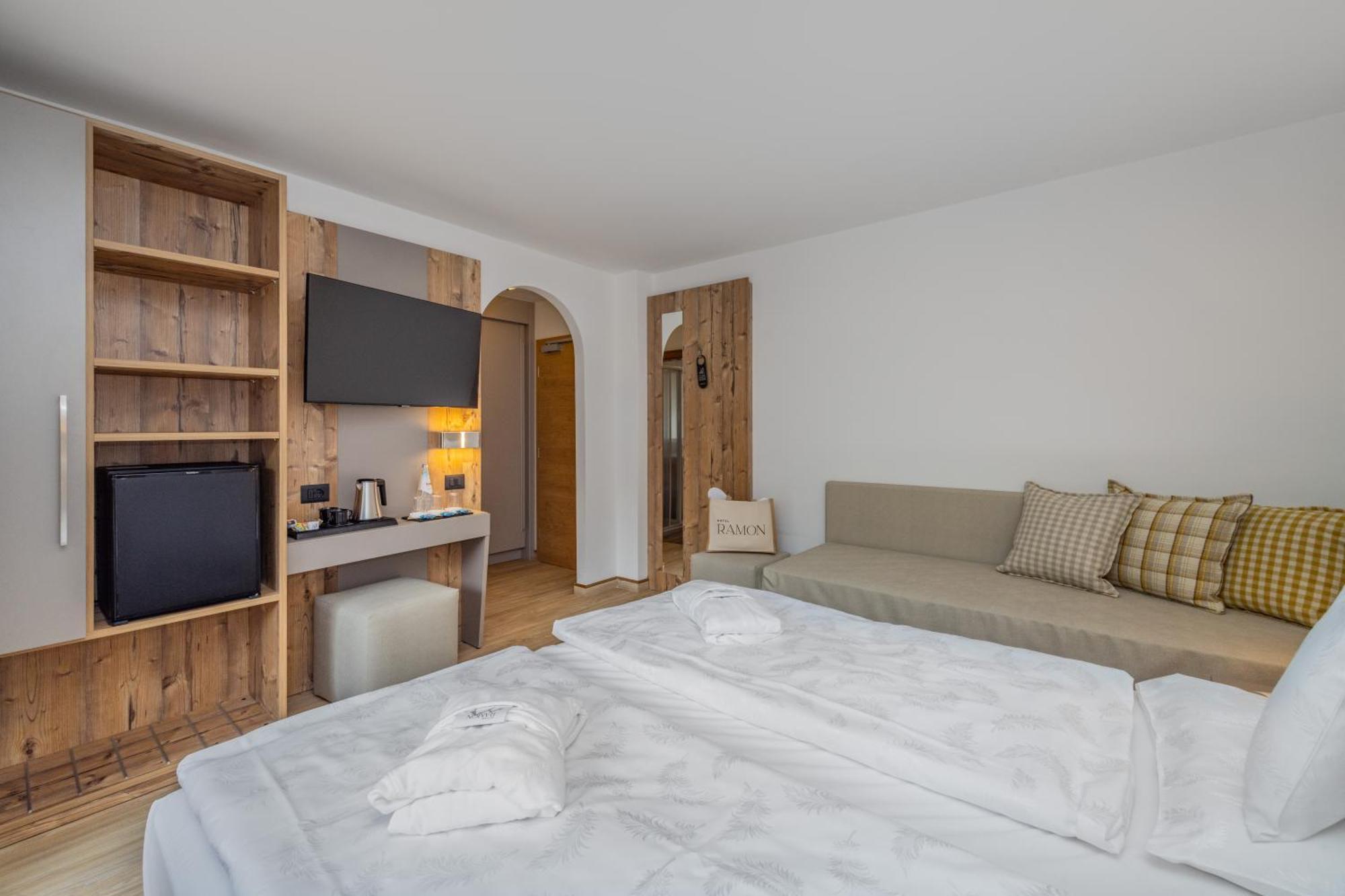 Hotel Ramon Кампитело ди Фаса Екстериор снимка
